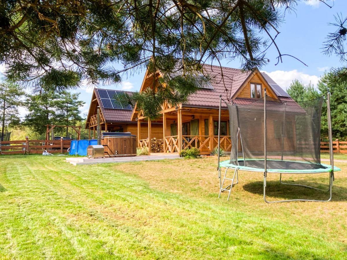 Certowka Villa Swierkocin  Luaran gambar